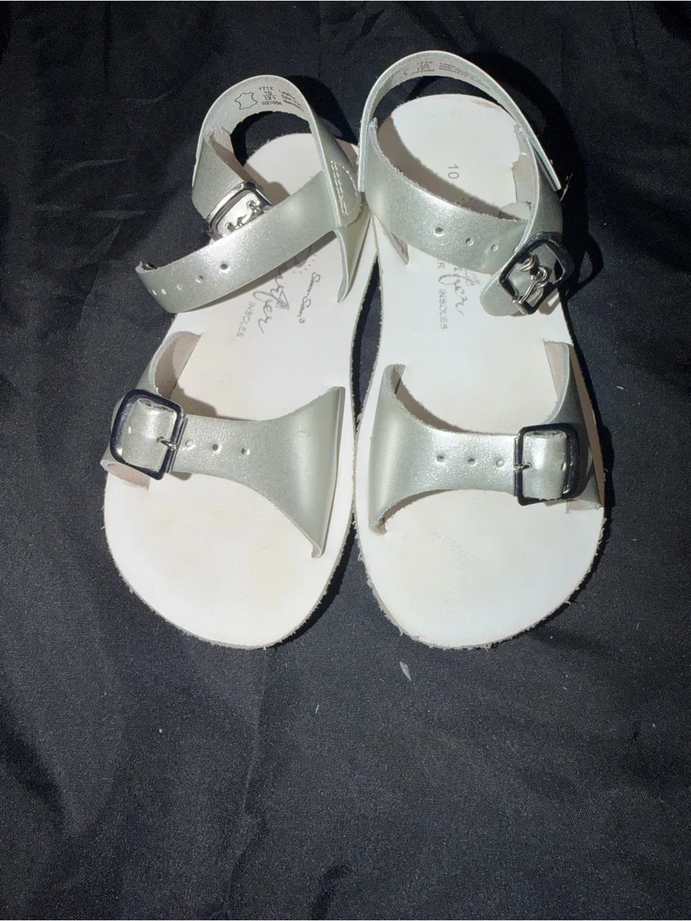 Sun-San Sandals leather straps silver and white size 10 excellent condition